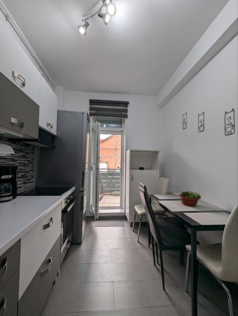 Apartamento Gast Haus Sibiu Exterior foto