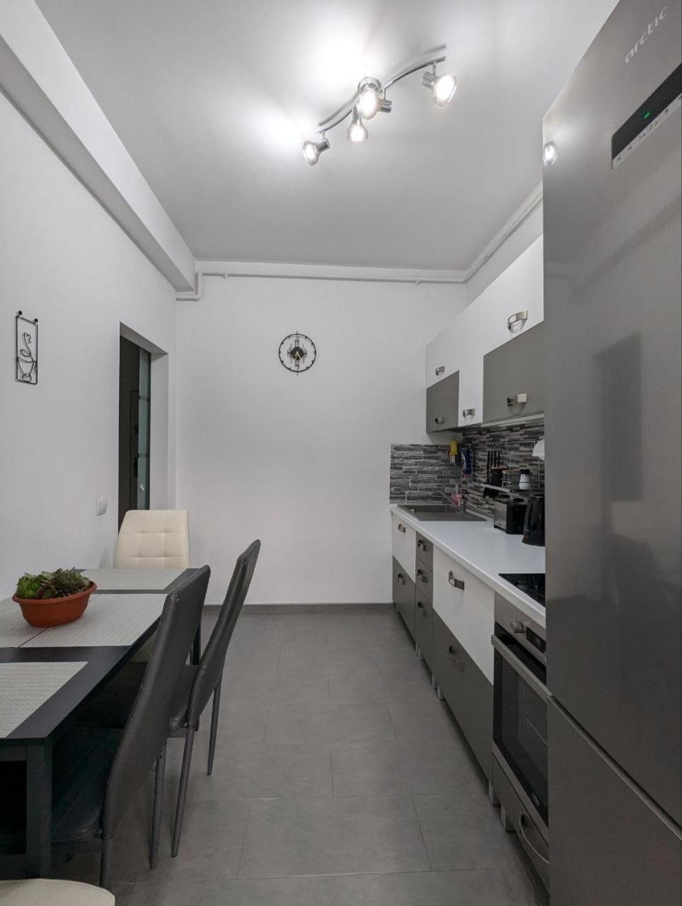 Apartamento Gast Haus Sibiu Exterior foto